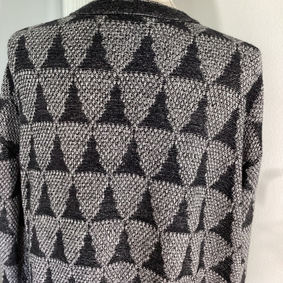 14TH & UNION WOMAN PLUS 2X GEOMETRIC OPEN FRONT KNIT SWEATER CARDIGAN DUSTER - Picture 2 of 13